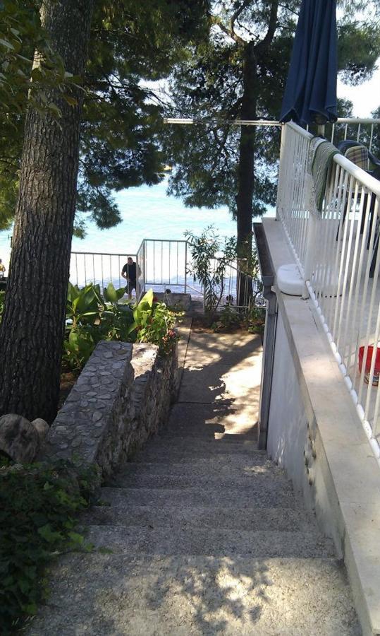Apartman On The Beach - Nemira, Omis Omiš Exterior foto